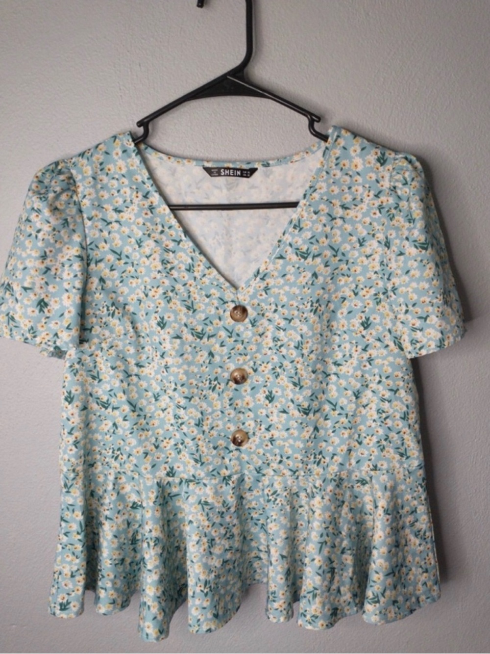 SHEIN Sky Blue Floral Button Peplum Blouse